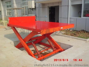 東莞訂做 安裝升降貨梯 2000kg升降貨梯 導(dǎo)軌式貨物提升機(jī) 載重1500kg升高3 4 6 米臺(tái)面可訂做的升降平臺(tái)圖片,東莞訂做 安裝升降貨梯 2000kg升降貨梯 導(dǎo)軌式貨物提升機(jī)