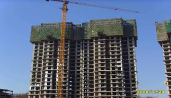 導軌式電動附著腳手架 現代高層建筑的智能化施工利器